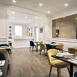 The Shire Hotel 3*