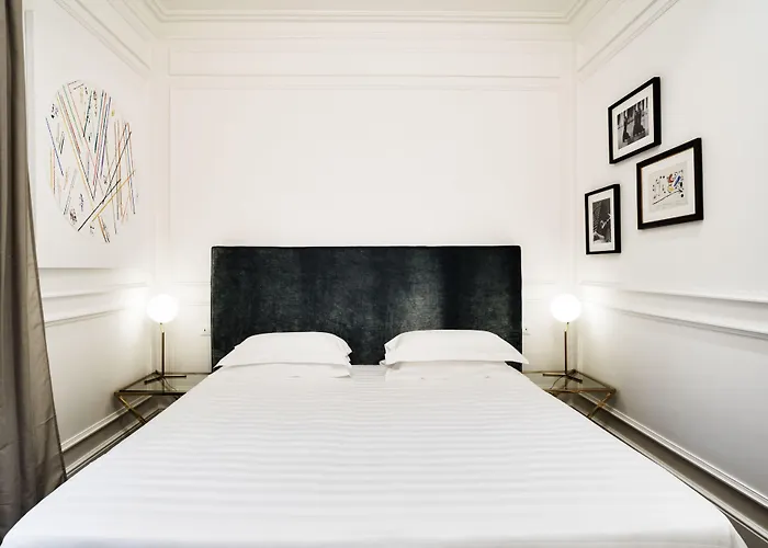 Szálloda The Shire 3*