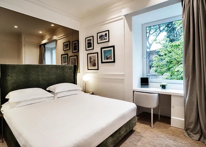 Szálloda The Shire Róma